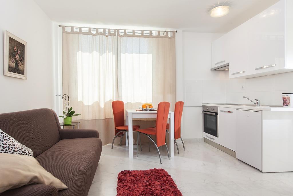 Apartments Filipeti Makarska Exterior foto